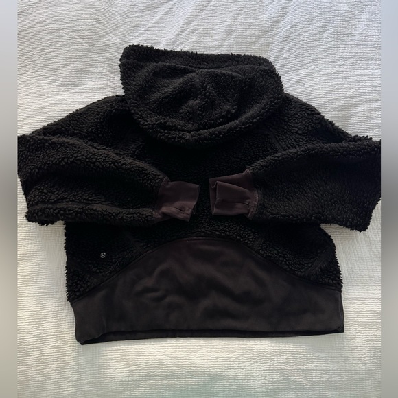 lululemon Scuba Half Zip Hoodie (fleece / sherpa) - Picture 6 of 9